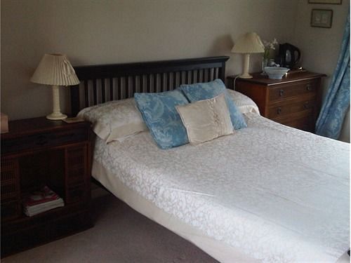 Damson Cottage B&B เลค็อก ภายนอก รูปภาพ